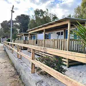  Campsite Karavomilos
