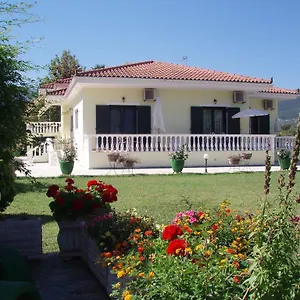  Apartment Finikes Kefalonia