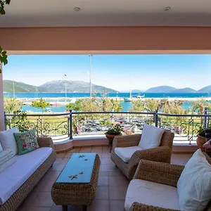  Holiday home Captain's Gem