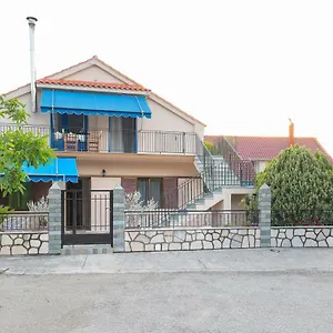  Guest house Sofia's Place